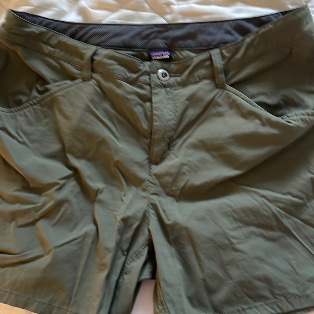Patagonia women’s shorts size 12